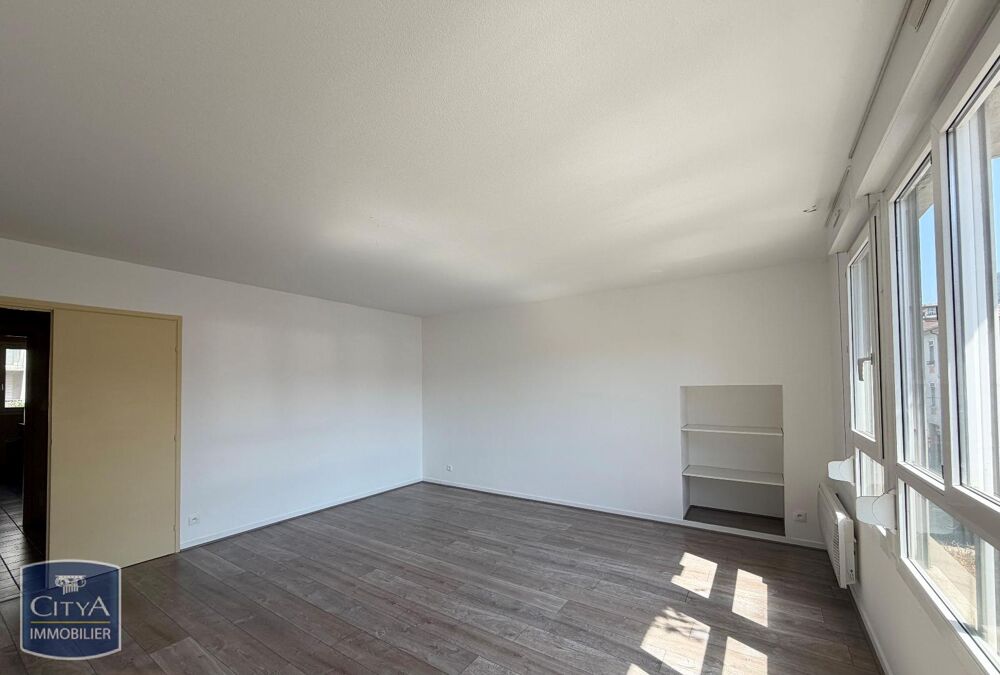 À LOUER : Appartement T2 à Grenoble, situé au coeur d'un ....