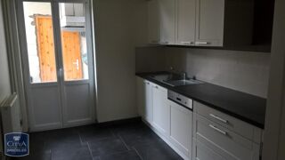  Appartement à louer 3 pièces 85 m²