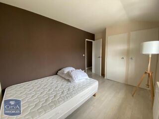  Appartement à louer 3 pièces 57 m²
