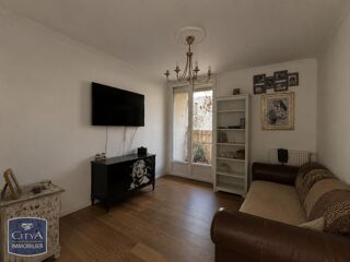  Appartement à louer 5 pièces 84 m²