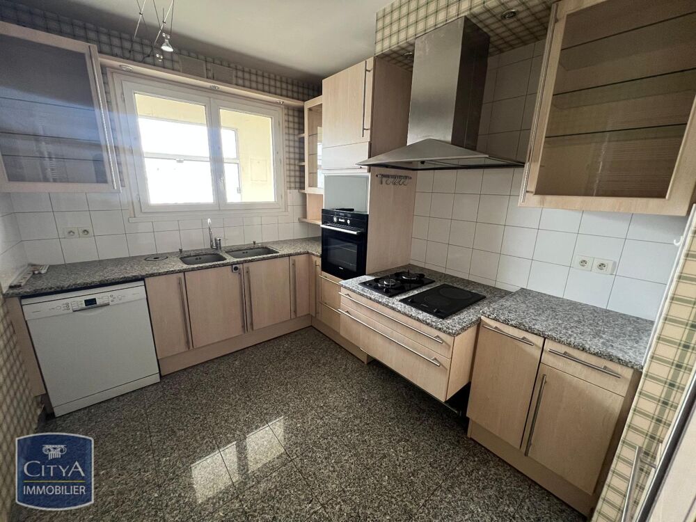 location Appartement - 6 pièce(s) - 163 m² Le Mans (72000)