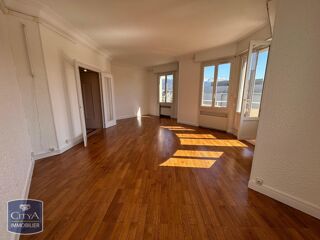  Appartement à louer 3 pièces 91 m²