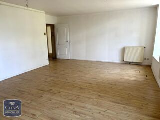 location Appartement - 3 pièce(s) - 105 m² La Fère (02800)