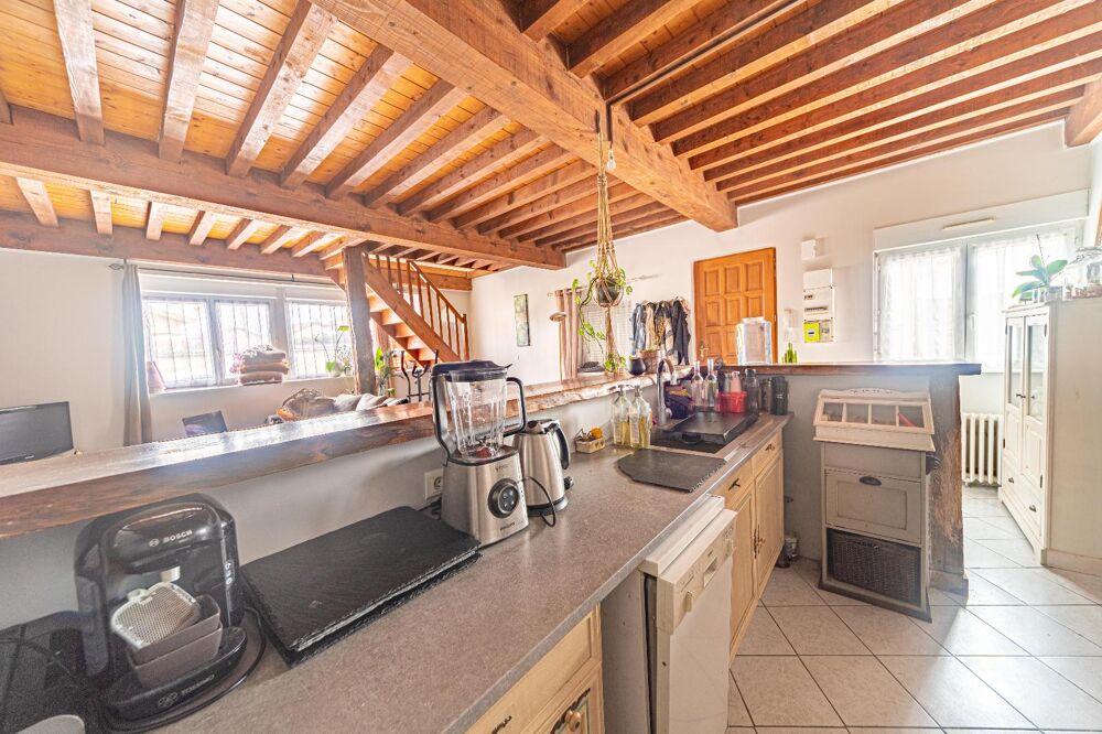 location Appartement - 3 pièce(s) - 85 m² Feillens (01570)