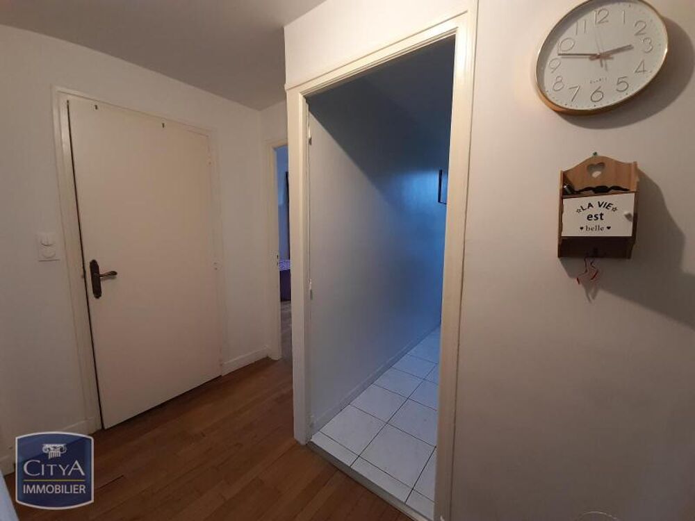 EXCLUSIVITÉ - EN BON ÉTAT GÉNÉRAL F3 A MEZIERES A louer ....