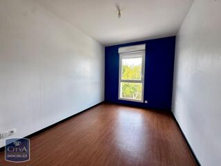  Appartement à louer 4 pièces 87 m²