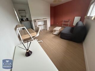  Appartement à louer 2 pièces 37 m²