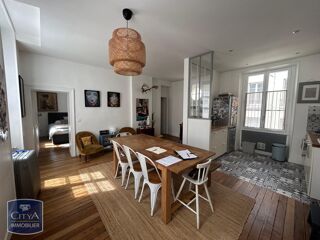  Appartement à louer 5 pièces 122 m²