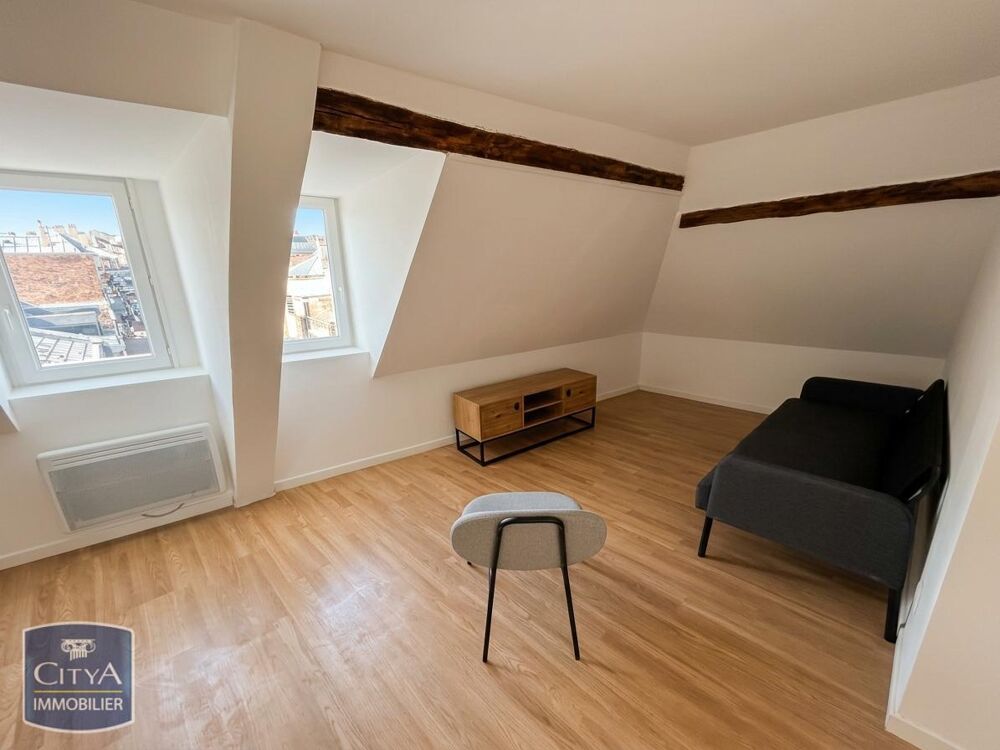 À LOUER : Appartement T3 situé à Saint-Quentin. Ce bien ....