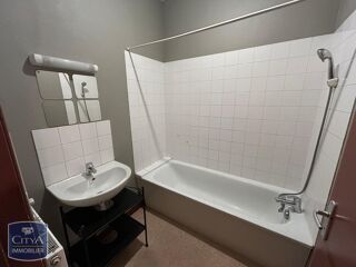  Appartement à louer 2 pièces 57 m²