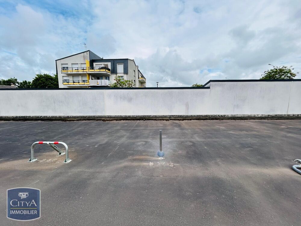 location Parking / Garage Mainvilliers (28300)