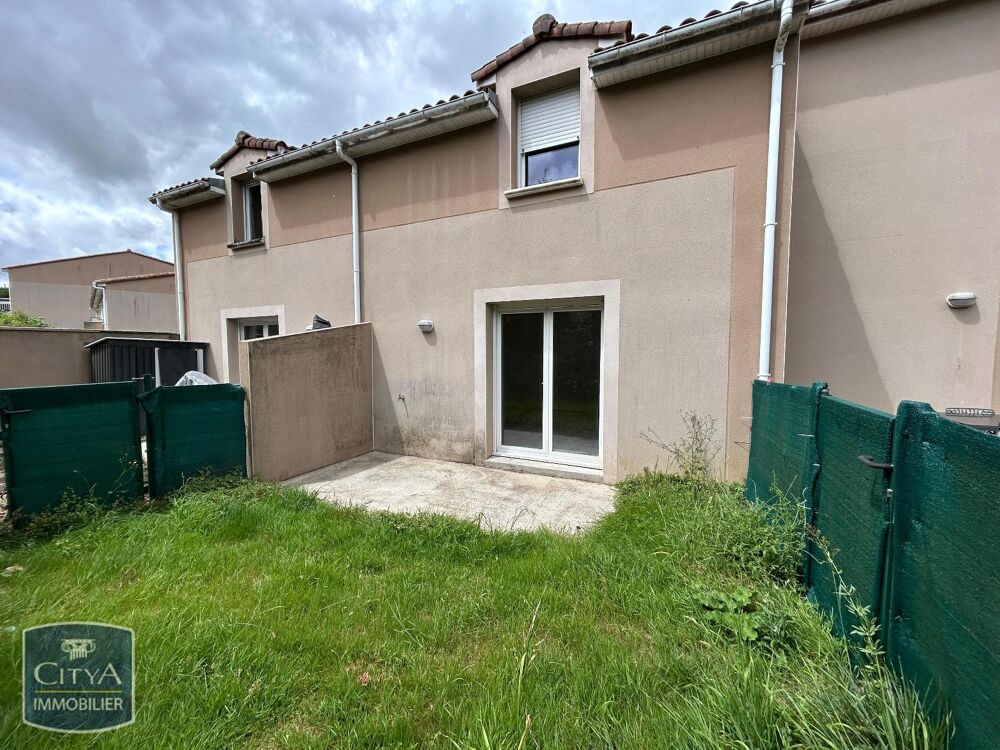 A LOUER - Maison T3 de 73,10 m² à POUZAUGES - À louer : ....