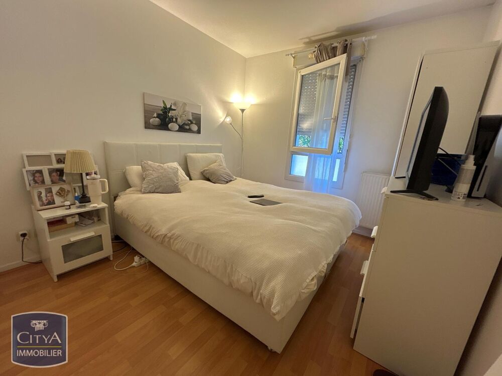 location Appartement - 2 pièce(s) - 45 m² Noisy-le-Grand (93160)