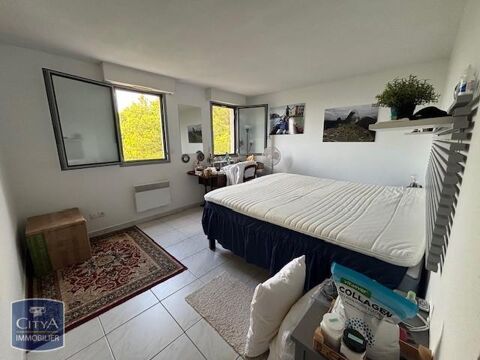  Appartement  louer 4 pices 122 m