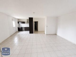  Appartement à louer 3 pièces 72 m²