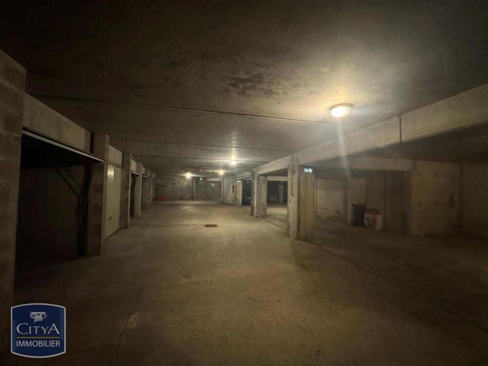 location Parking / Garage Poitiers (86000)