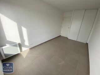  Appartement à louer 3 pièces 63 m²