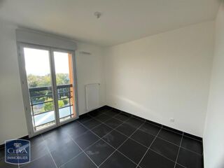  Appartement à louer 3 pièces 66 m²