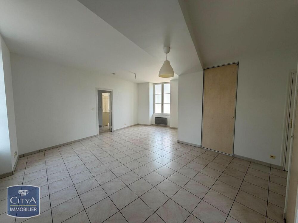 location Appartement - 2 pièce(s) - 57 m² Poitiers (86000)