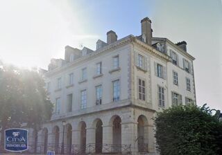  Appartement à louer 4 pièces 84 m²