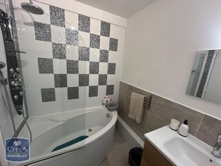  Appartement à louer 3 pièces 58 m²