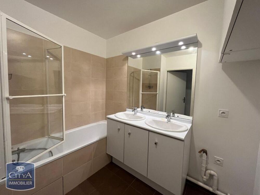 location Appartement - 3 pièce(s) - 61 m² Rambouillet (78120)