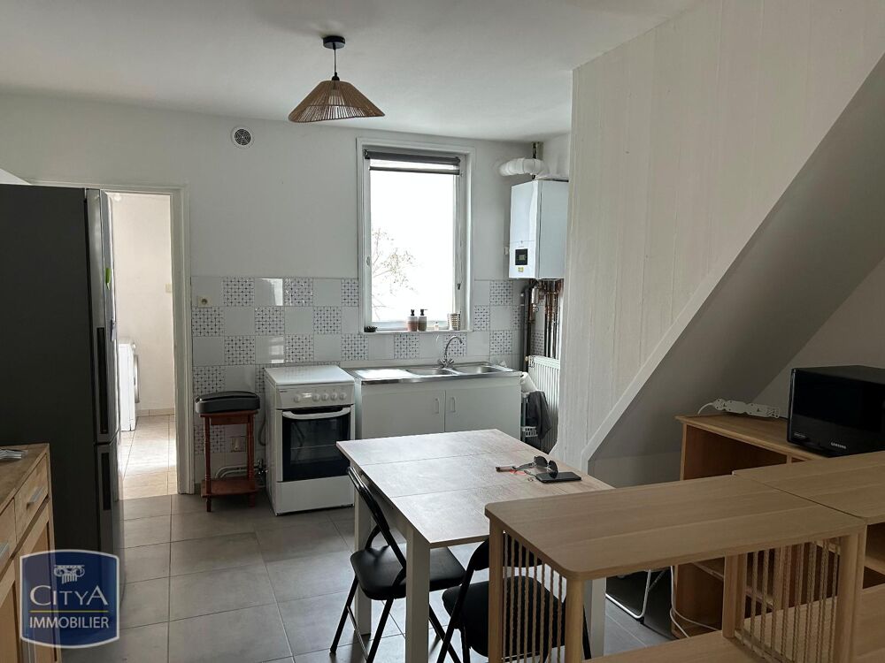 À LOUER : Maison duplex spacieuse située à Lillers, dans....