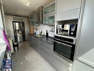  Appartement � louer 4 pi�ces 120 m�