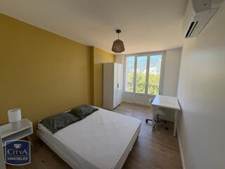  Appartement à louer 4 pièces 58 m²