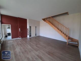  Appartement à louer 3 pièces 75 m²