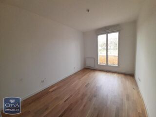  Appartement à louer 3 pièces 66 m²