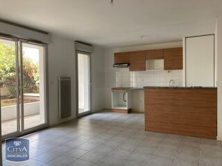  Appartement à louer 3 pièces 60 m²
