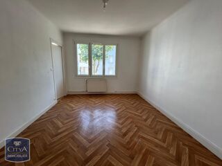  Appartement à louer 2 pièces 45 m²