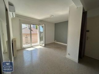  Appartement à louer 3 pièces 53 m²