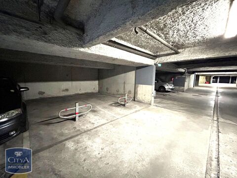  Parking / Garage � louer 