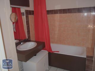  Appartement à louer 1 pièce 32 m²