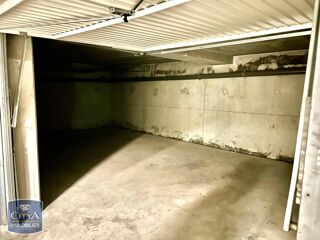location Parking / Garage - 40 m² Carpentras (84200)
