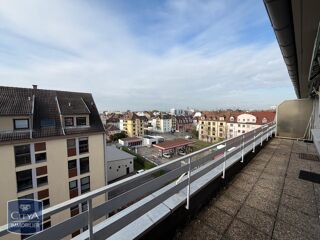  Appartement à louer 4 pièces 90 m²