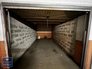  Parking / Garage � louer 