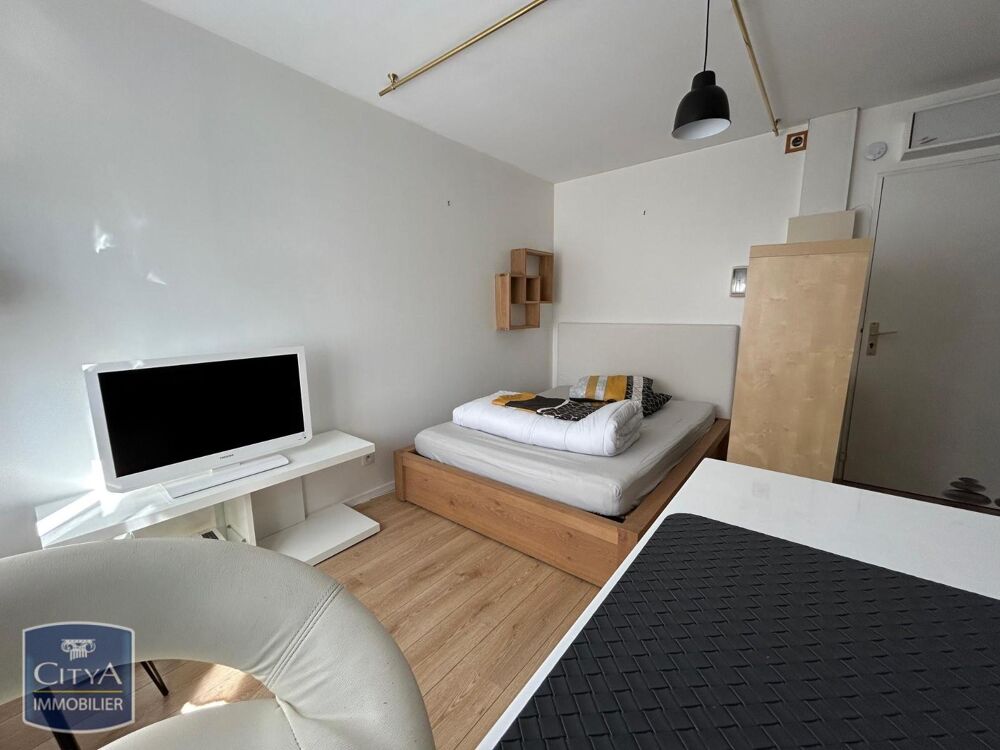 À LOUER : Appartement récent T1 situé au coeur de la vill....