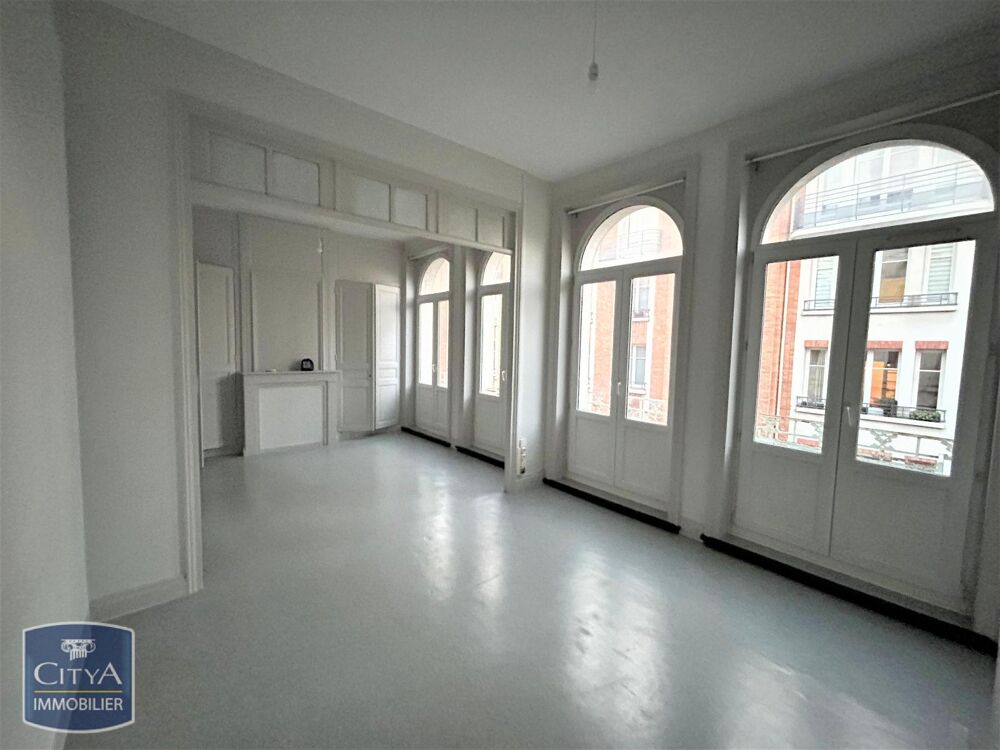 À LOUER : Appartement T2 situé en plein coeur du centre v....