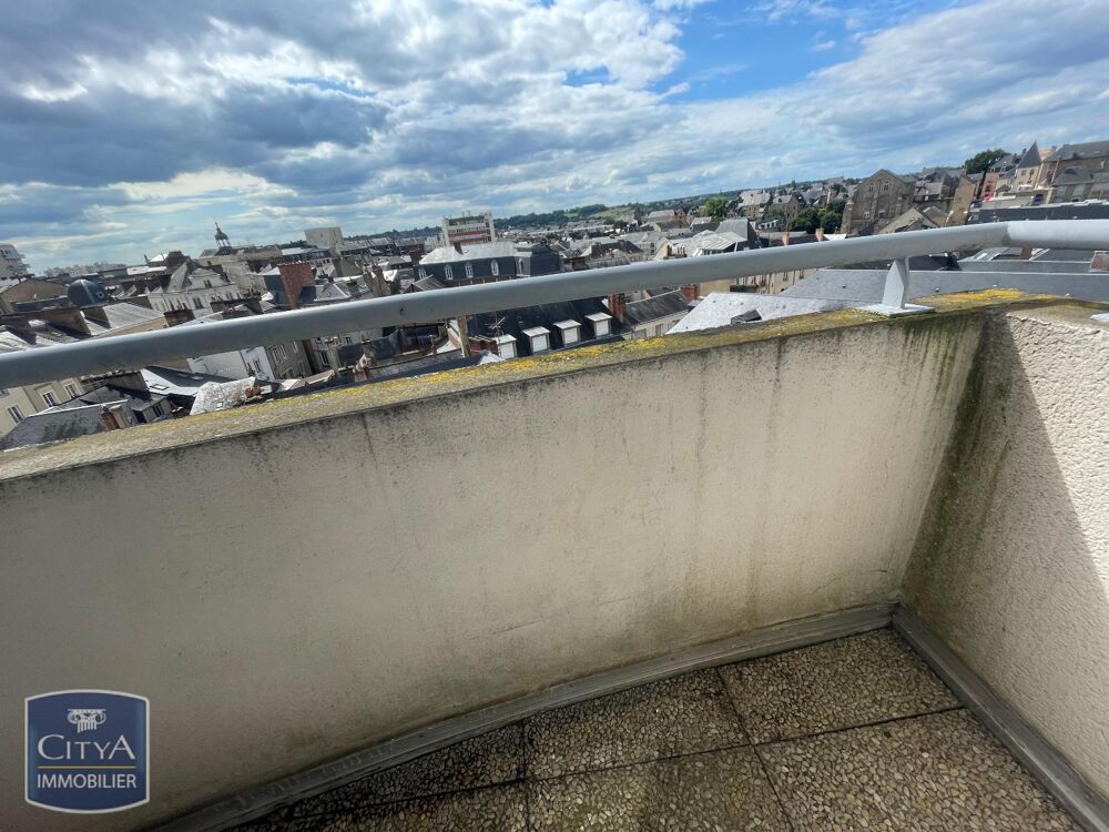 Hyper centre - A LOUER - Appartement T1 avec meubles lai....