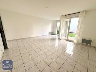  Appartement à louer 4 pièces 97 m²