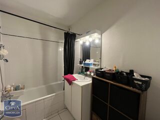 Appartement à louer 3 pièces 67 m²