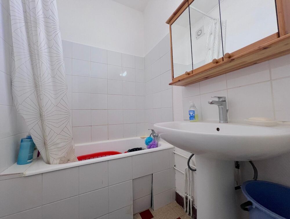 IDEAL INVESTISSEUR - PROCHE ECOLES - Vous recherchez un ....