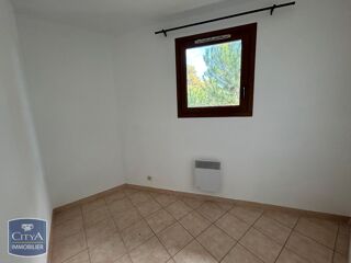  Appartement à louer 2 pièces 42 m²