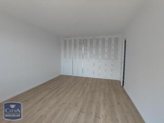  Appartement à louer 1 pièce 35 m²