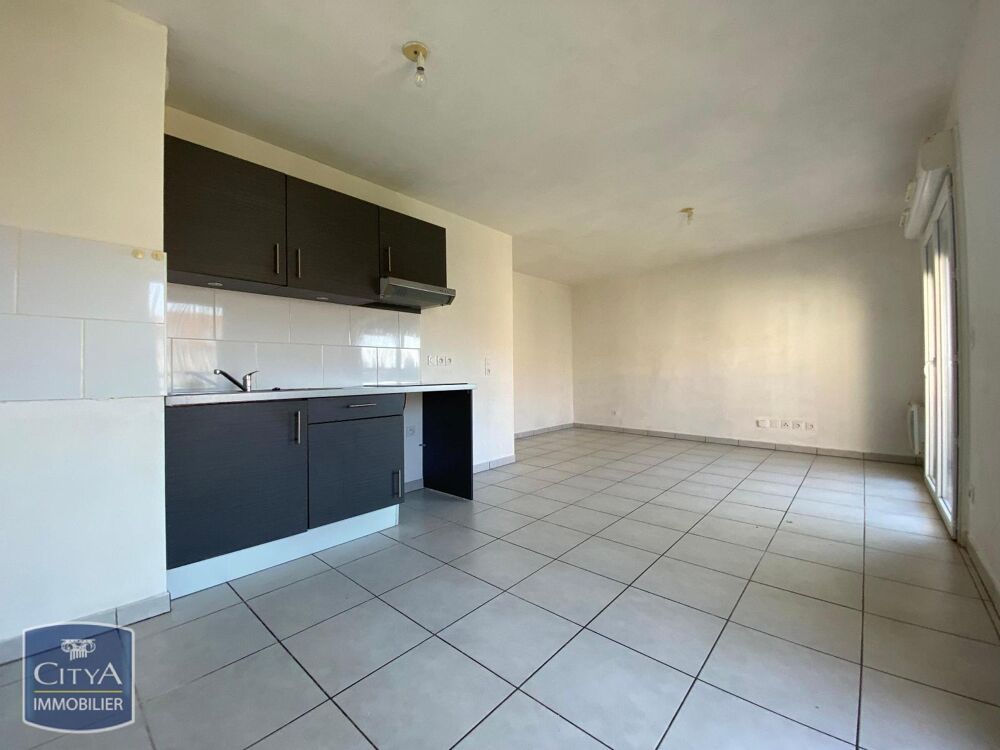 À LOUER : Charmant Appartement T3 avec balcon et parking....