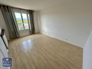  Appartement à louer 1 pièce 28 m²