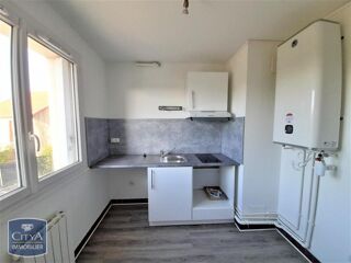  Appartement à louer 1 pièce 28 m²